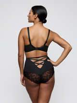 Solisse Underwired Plunge Bra - Black