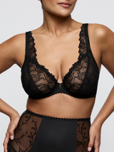 Solisse Underwired Plunge Bra - Black